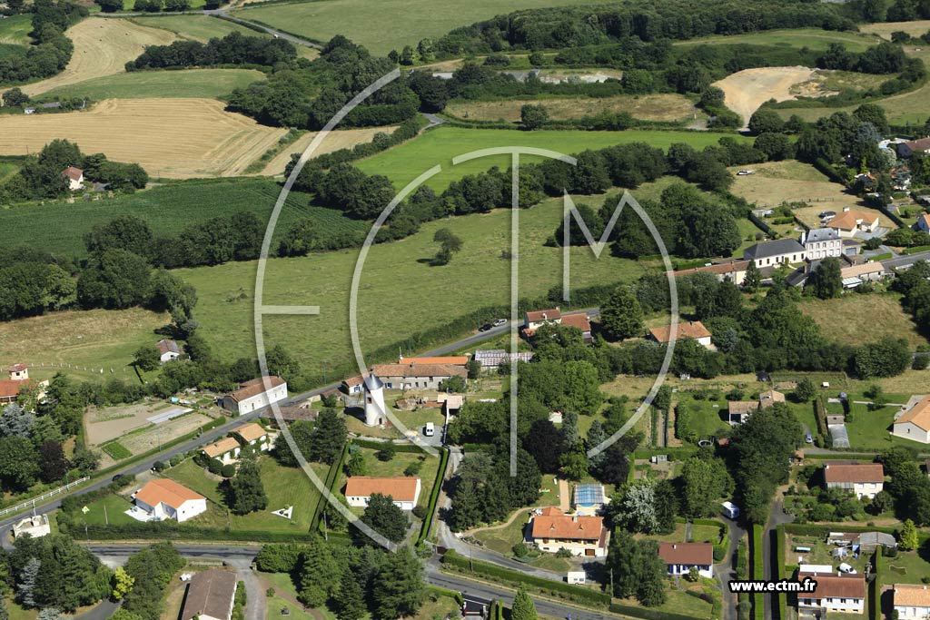 Photo arienne de Saint-Georges-des-Gardes (les Gardes)