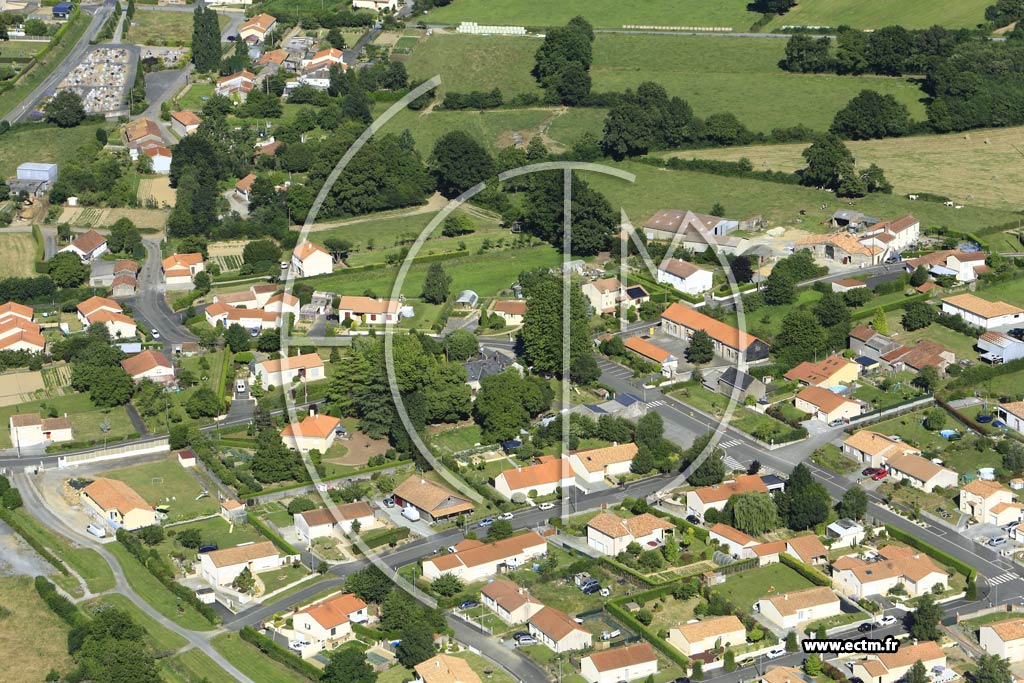 Photo arienne de Saint-Quentin-en-Mauges
