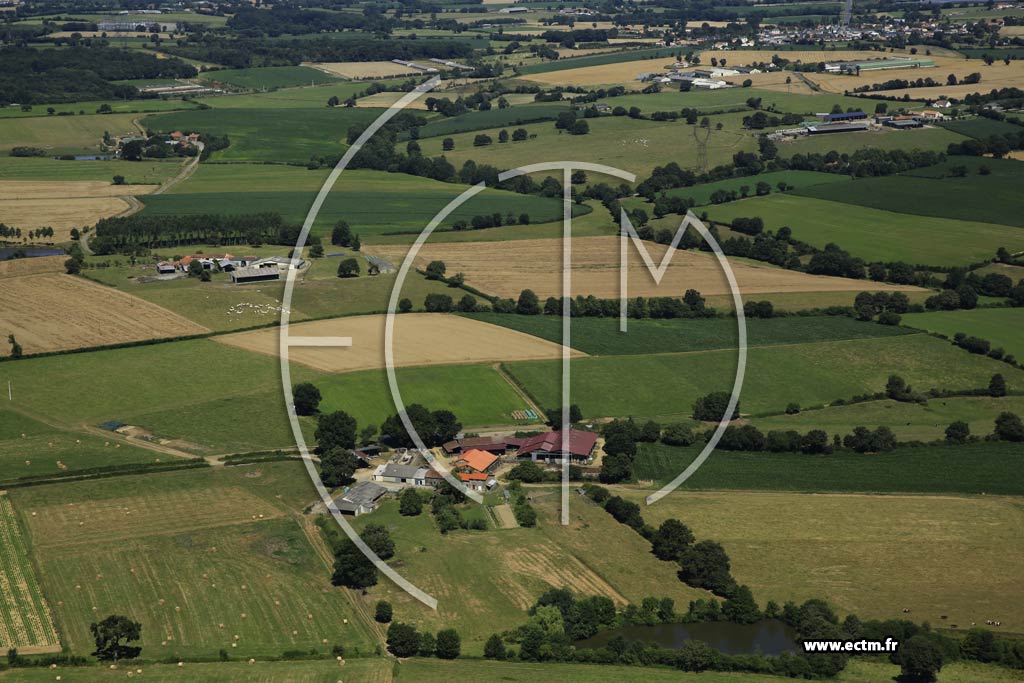 Photo arienne de Sainte-Christine (la Foutelaie)