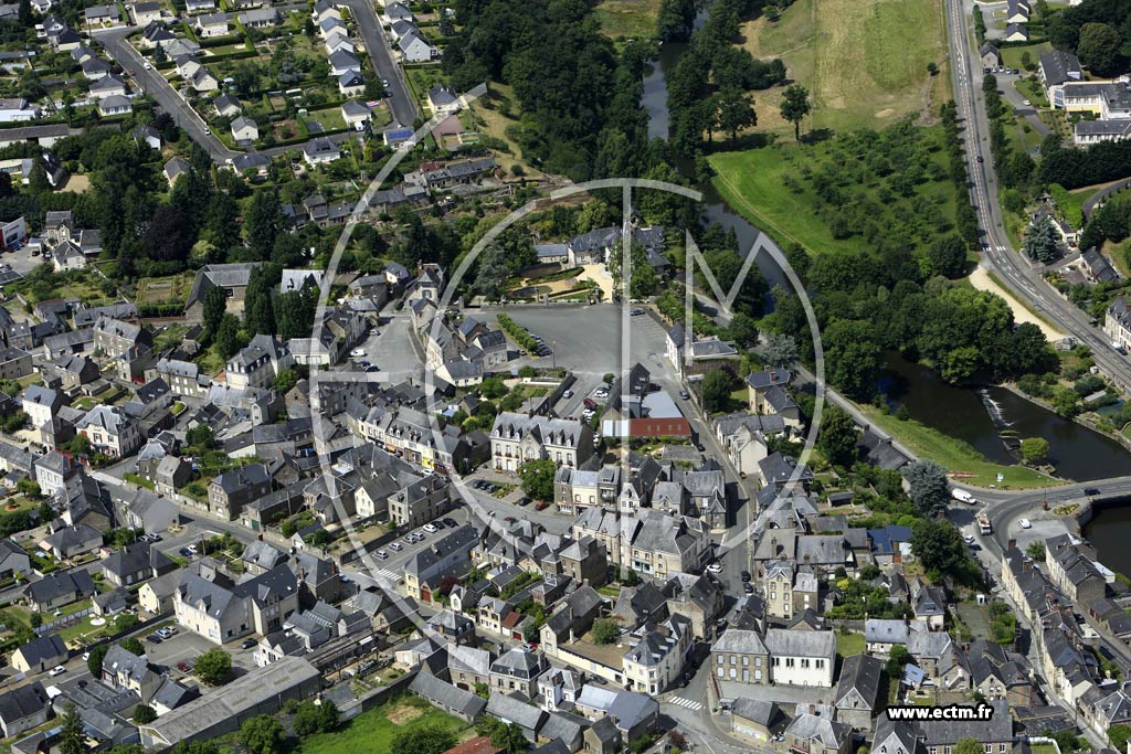 Photo arienne de Ambrires-les-Valles (Centre)