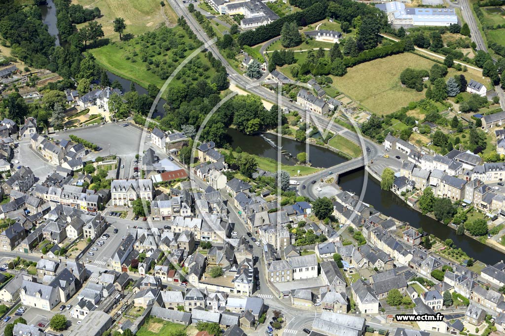 Photo arienne de Ambrires-les-Valles (Centre)