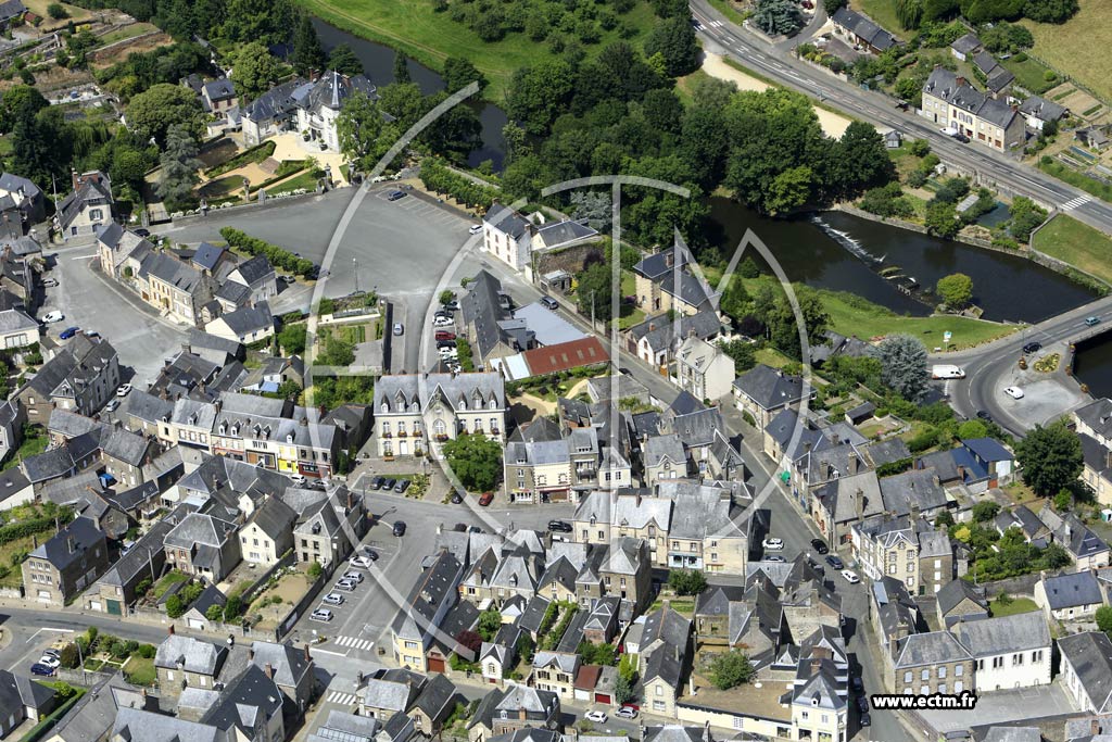 Photo arienne de Ambrires-les-Valles (Centre)