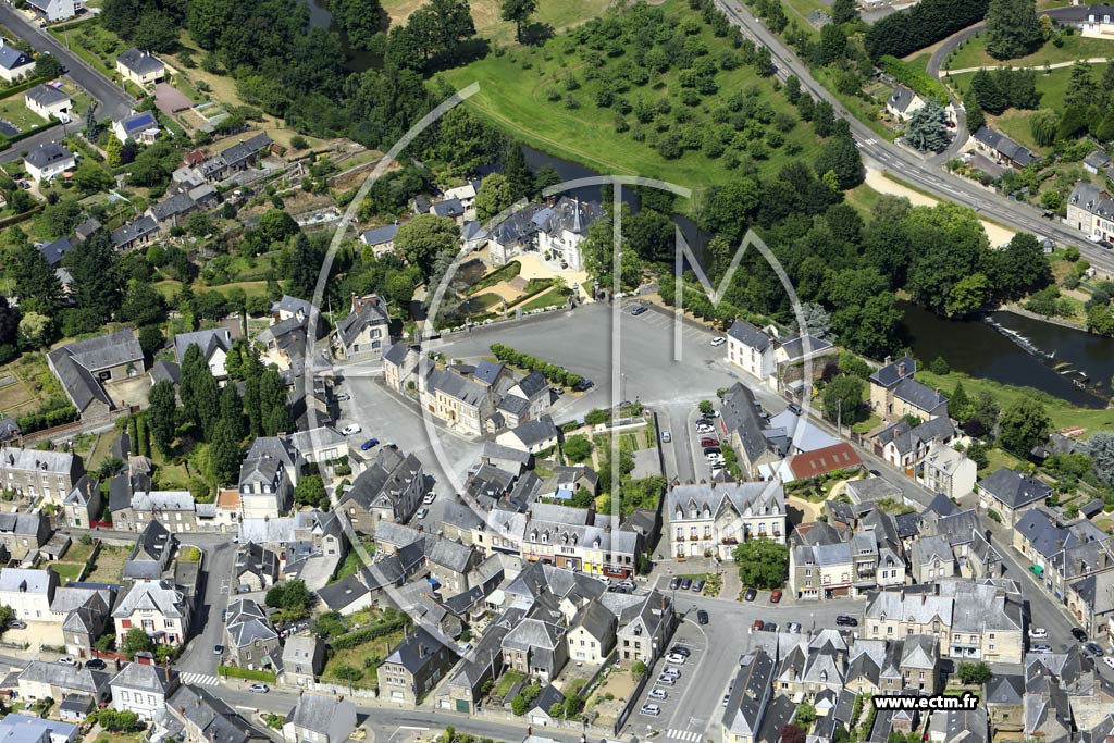 Photo arienne de Ambrires-les-Valles (Centre)