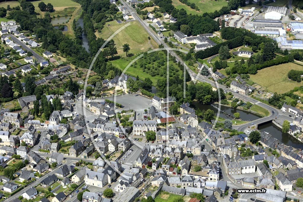 Photo arienne de Ambrires-les-Valles (Centre)