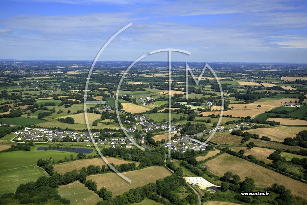 Photo arienne de La Bazouge-des-Alleux
