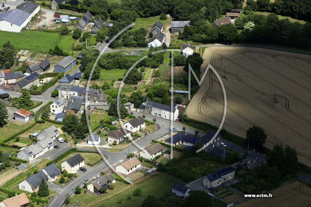 Photo arienne de La Chapelle-au-Riboul