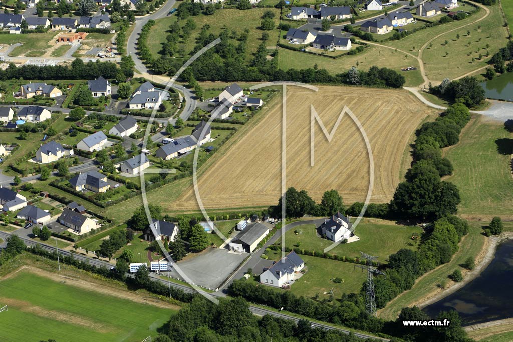 Photo arienne de Martign-sur-Mayenne