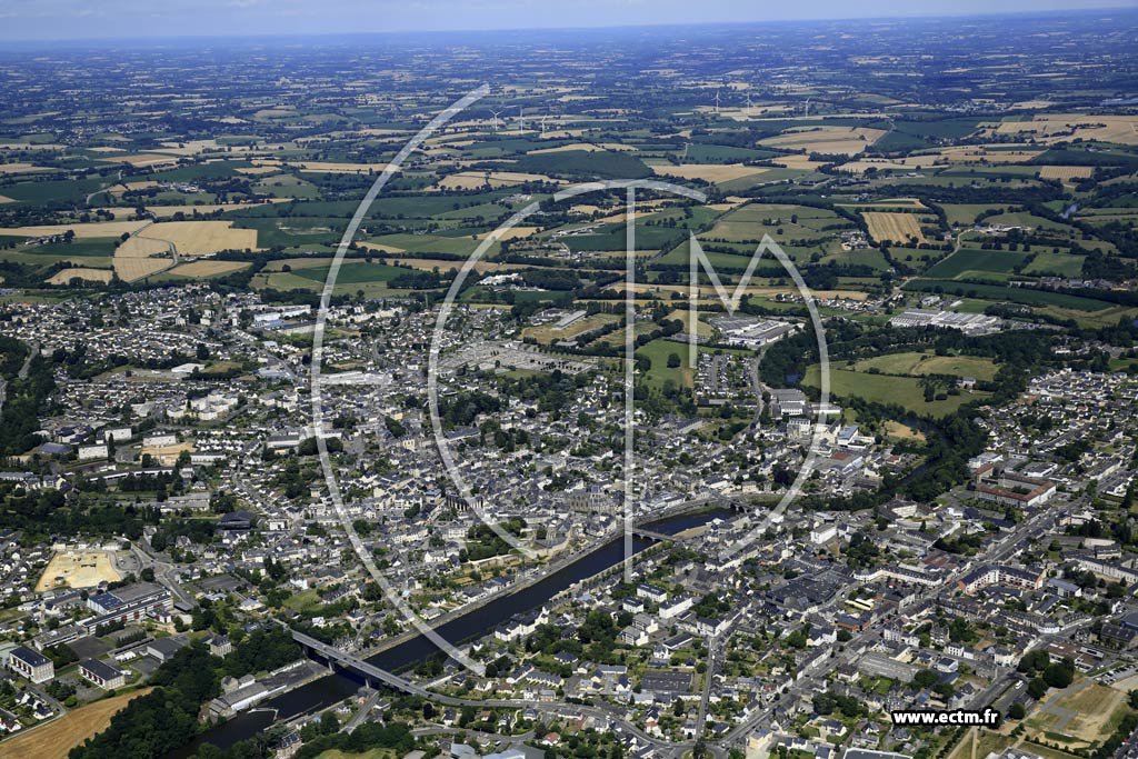 Photo arienne de Mayenne
