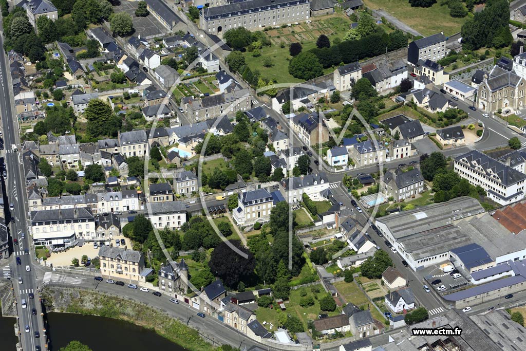 Photo arienne de Mayenne