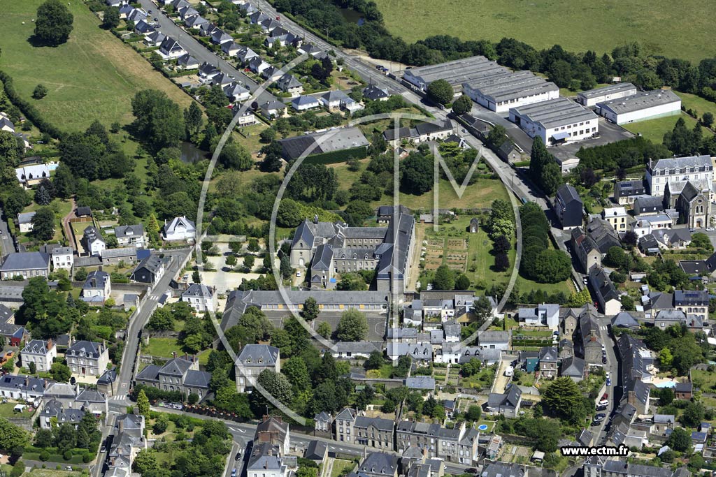 Photo arienne de Mayenne