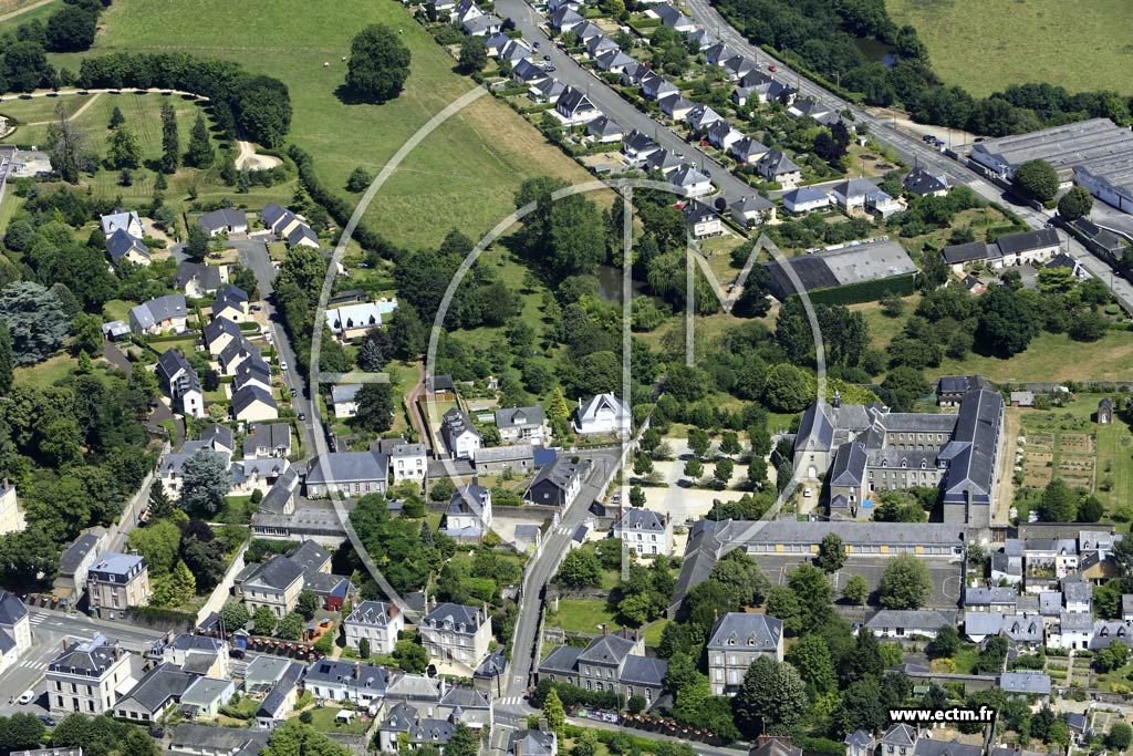 Photo arienne de Mayenne
