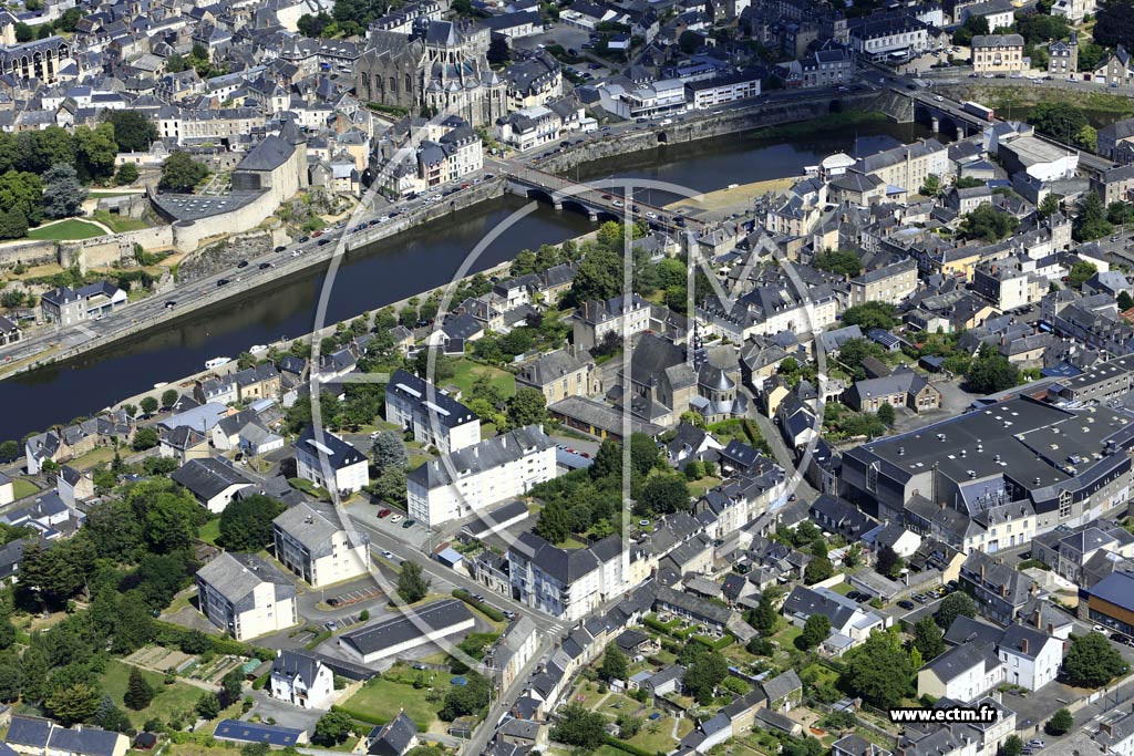 Photo arienne de Mayenne (Centre)