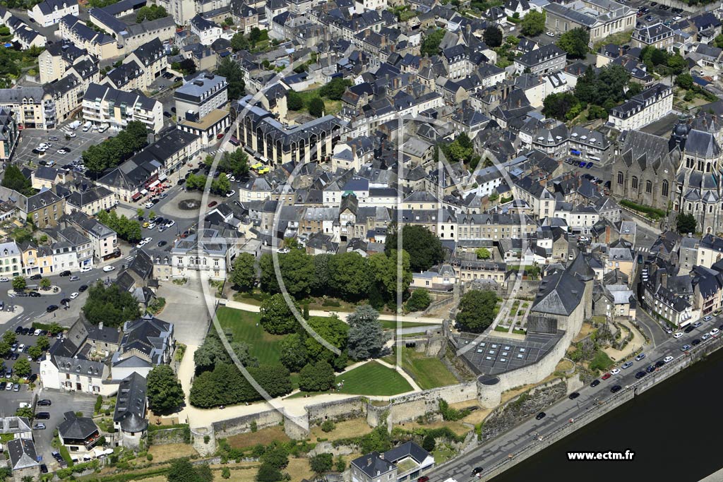 Photo arienne de Mayenne (Centre)