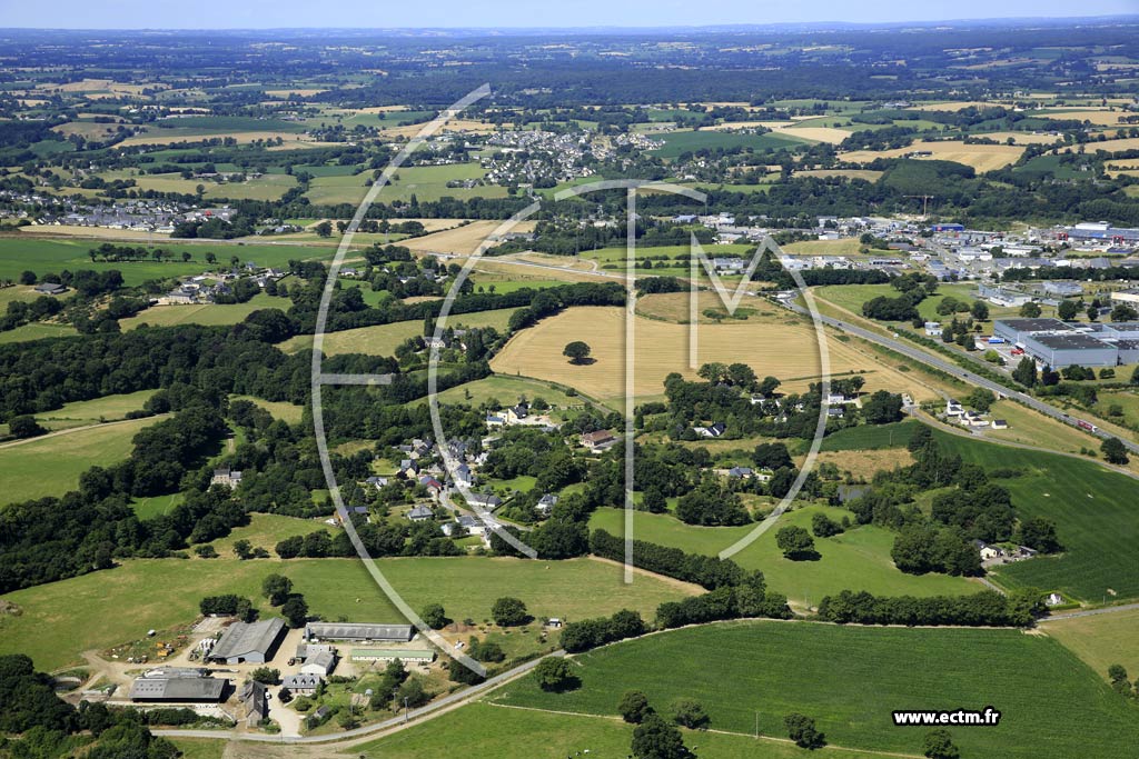 Photo arienne de Mayenne (la Blottire - la Tricottire)