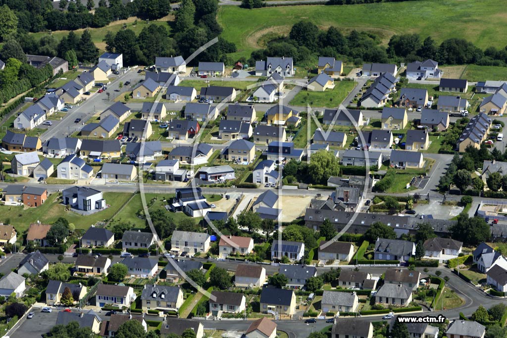 Photo arienne de Mayenne (la Courbe)