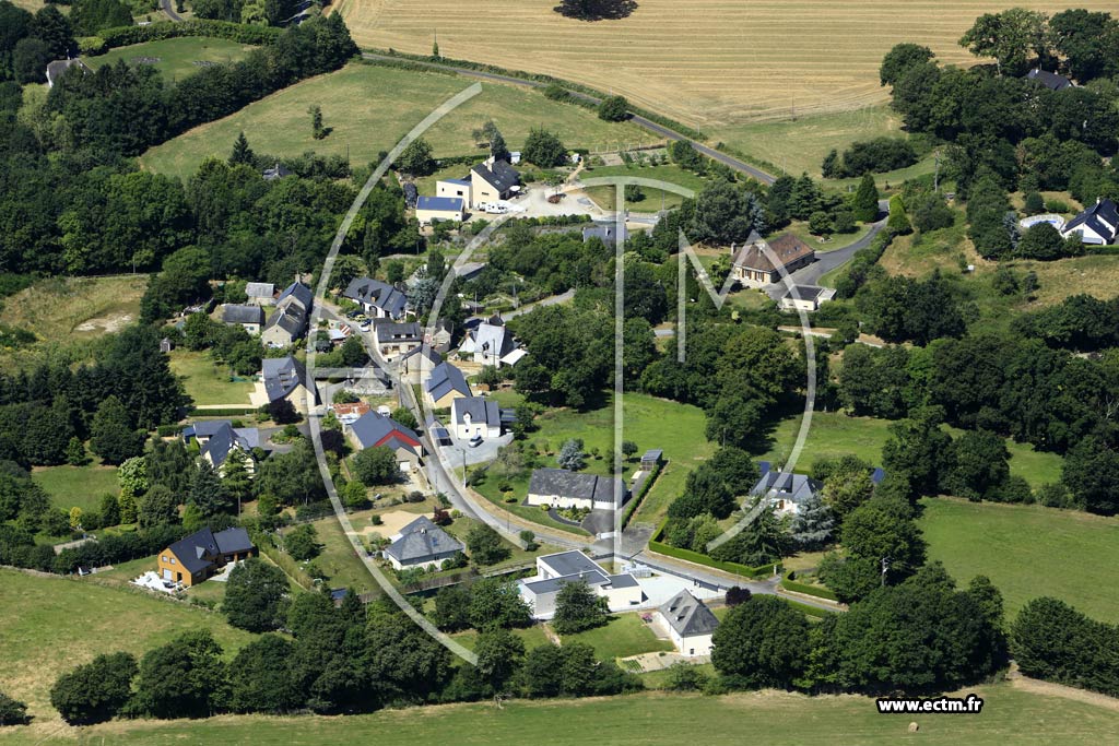 Photo arienne de Mayenne (la Tricottire)