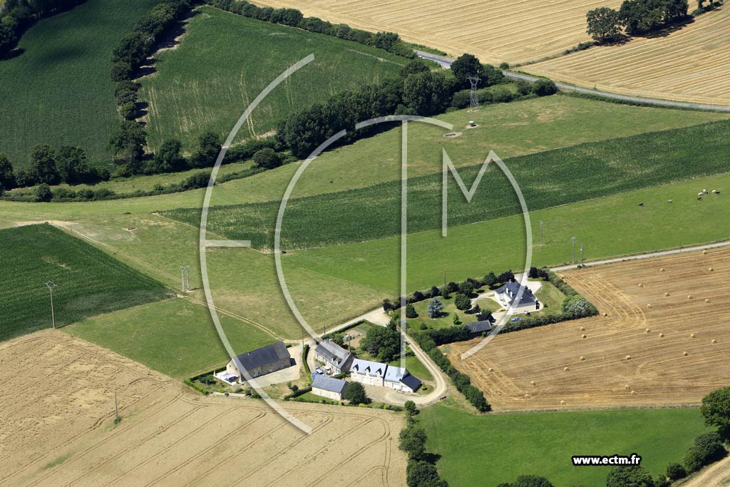Photo arienne de Mayenne (les Brires)