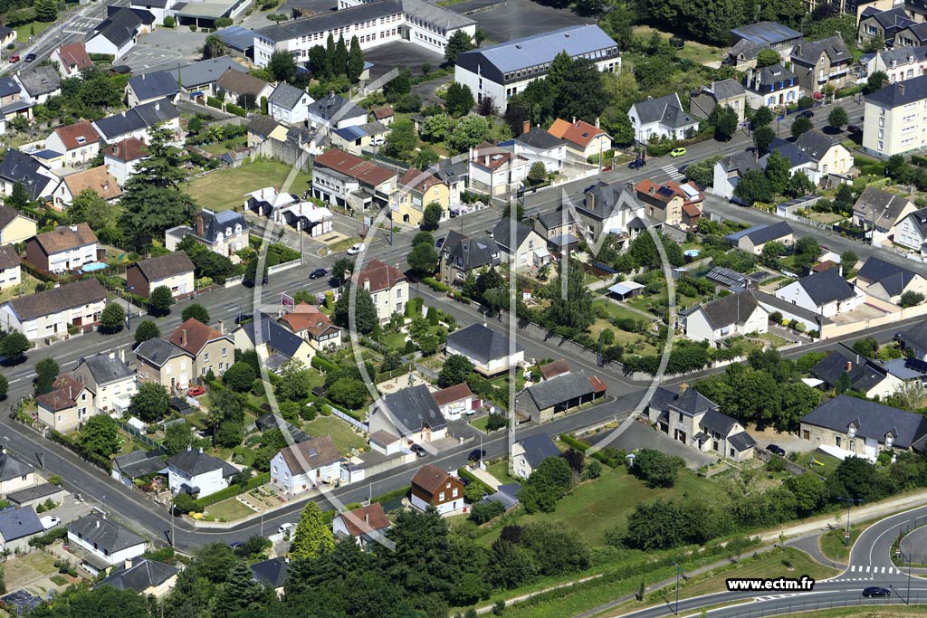 Photo arienne de Mayenne (les Valles)
