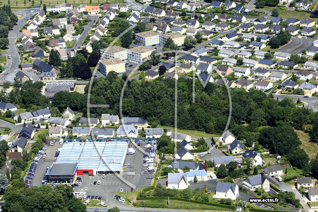 Photo arienne de Mayenne (Sainte-Catherine)