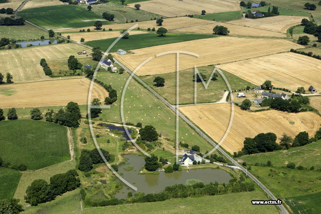 Photo arienne de Montourtier (la Coulire)