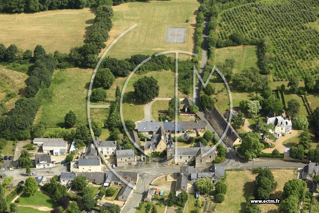 Photo arienne de Beaumont-Pied-de-Buf