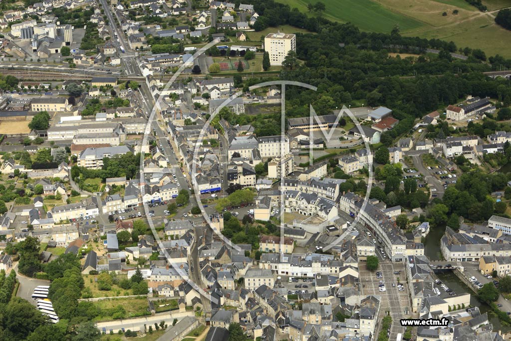 Photo arienne de Sabl-sur-Sarthe (Centre)