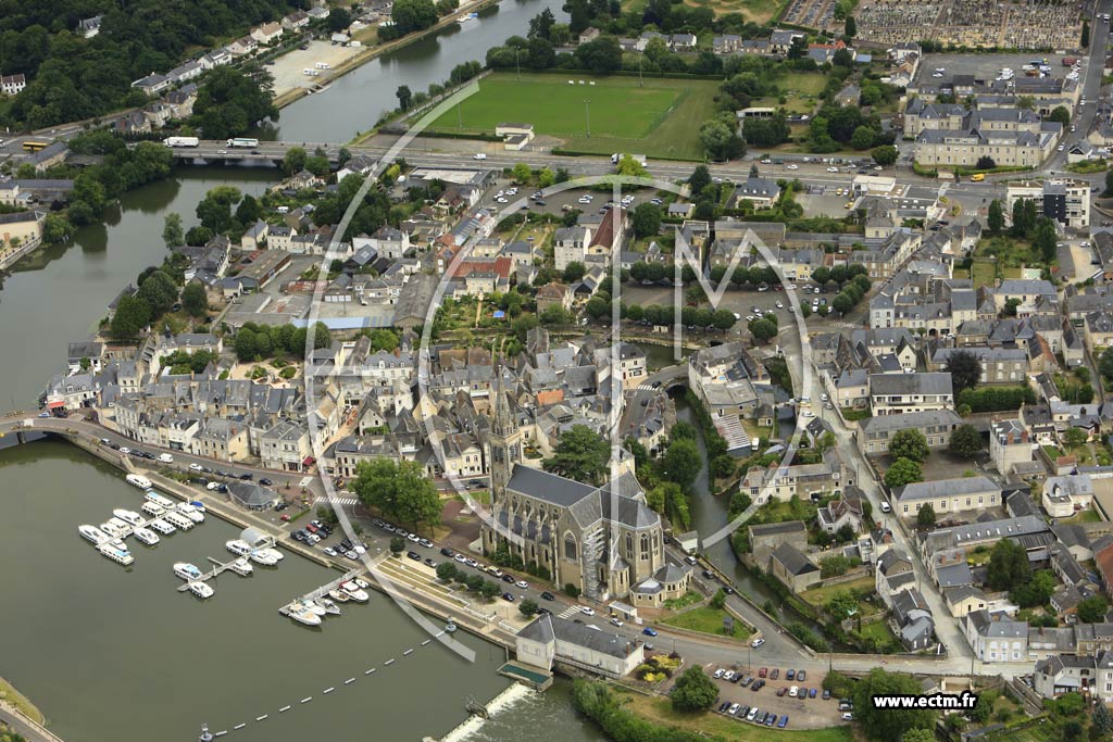 Photo arienne de Sabl-sur-Sarthe (Centre)