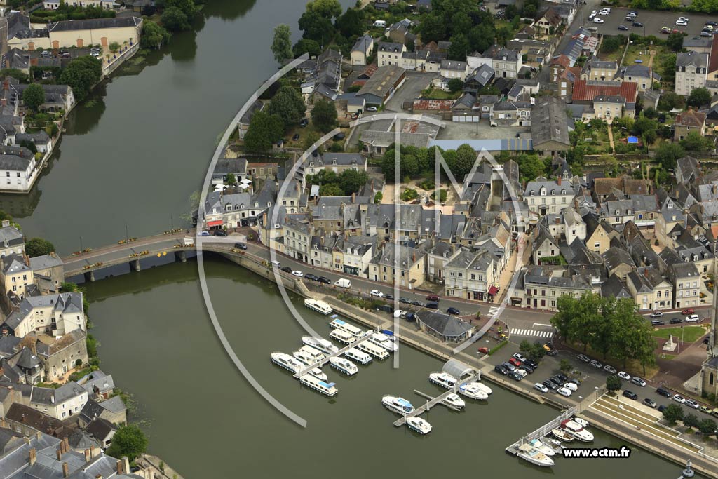 Photo arienne de Sabl-sur-Sarthe (Centre)