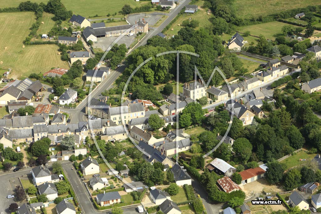 Photo arienne de Saint-Denis-d'Anjou