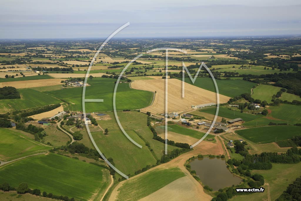 Photo arienne de Souvign-sur-Sarthe (la Blinire - la Monnerie)