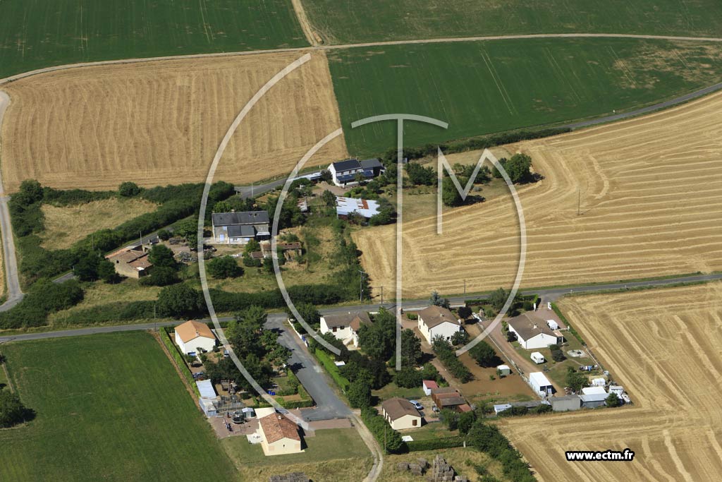 Photo arienne de Mauz-Thouarsais (Fontenay)