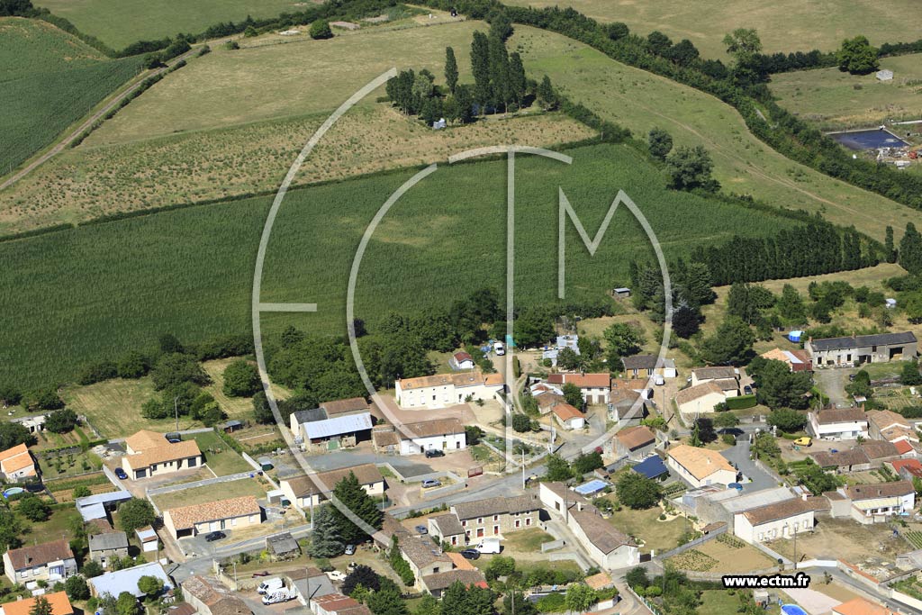 Photo arienne de Mauz-Thouarsais (le Bas-Mauz)