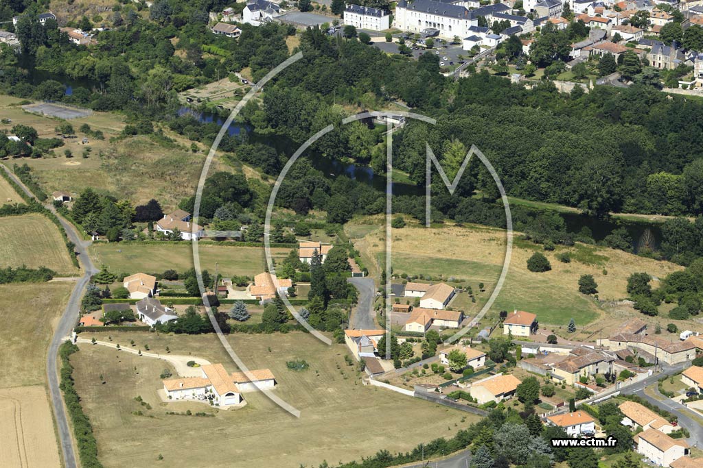 Photo arienne de Saint-Jacques-de-Thouars