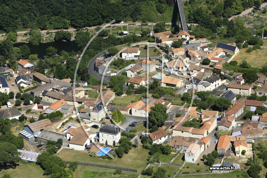 Photo arienne de Saint-Jacques-de-Thouars