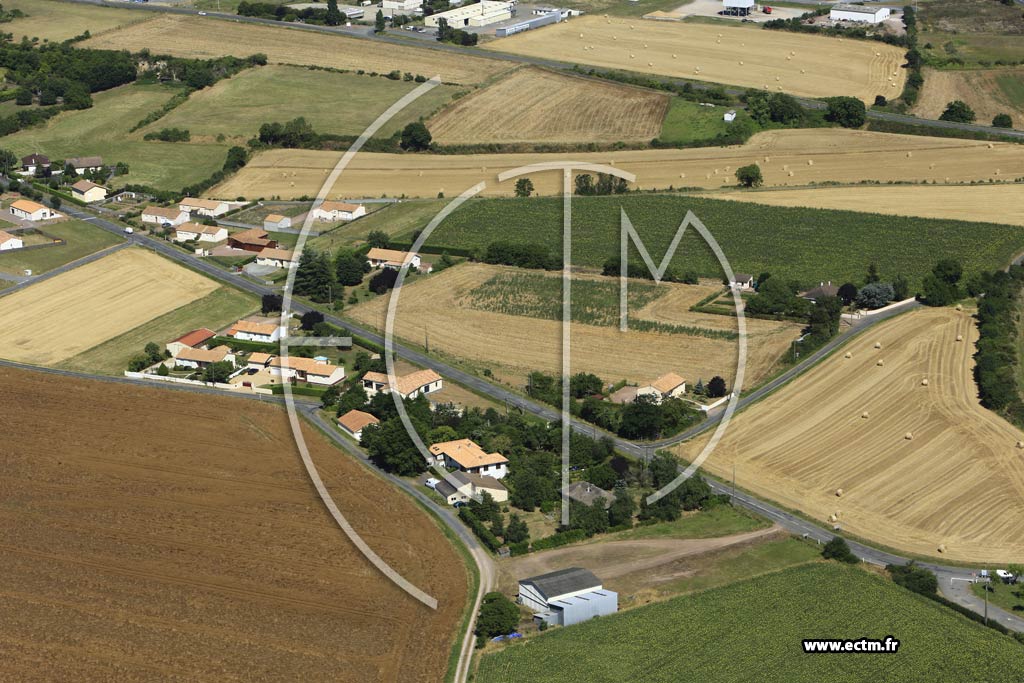 Photo arienne de Saint-Jean-de-Thouars