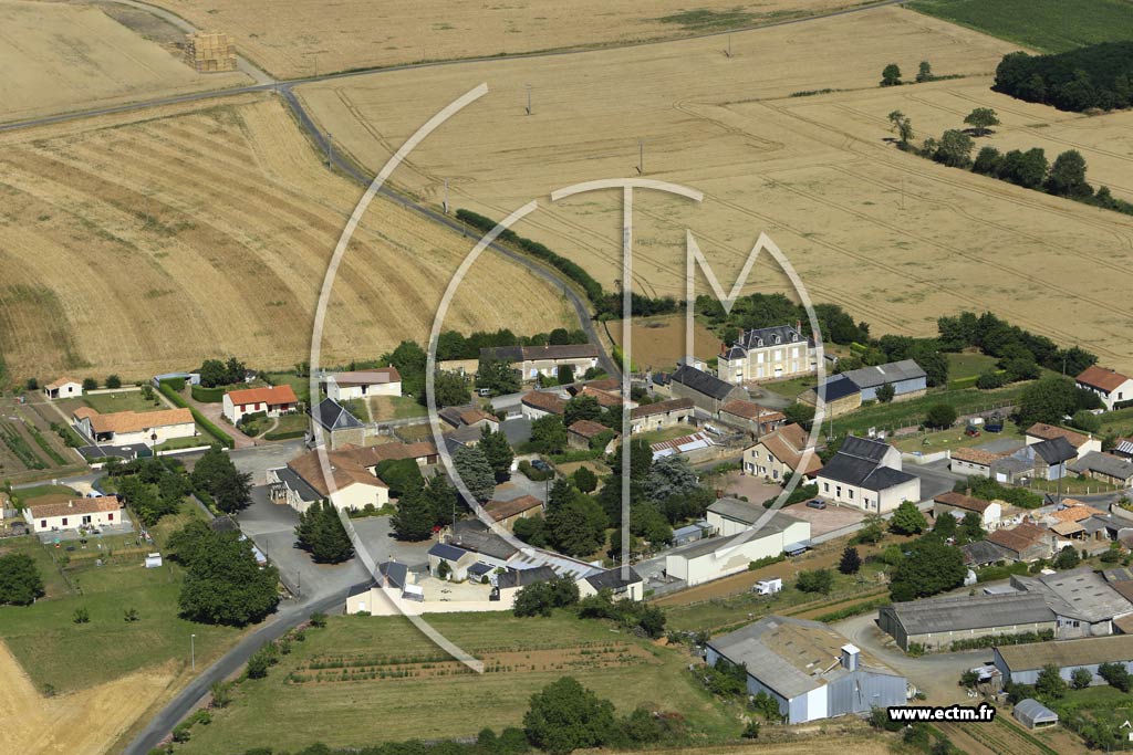 Photo arienne de Saint-Lger-de-Montbrun