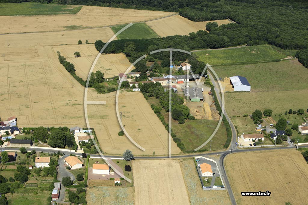 Photo arienne de Saint-Lger-de-Montbrun