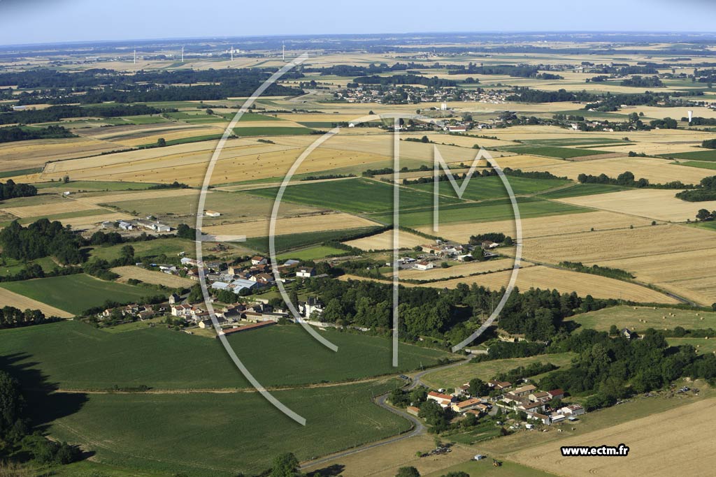 Photo arienne de Saint-Martin-de-Sanzay (la Gennaire - Prailles)