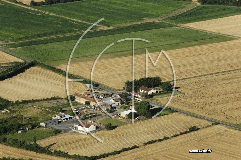 Photo arienne de Saint-Martin-de-Sanzay (Prailles)