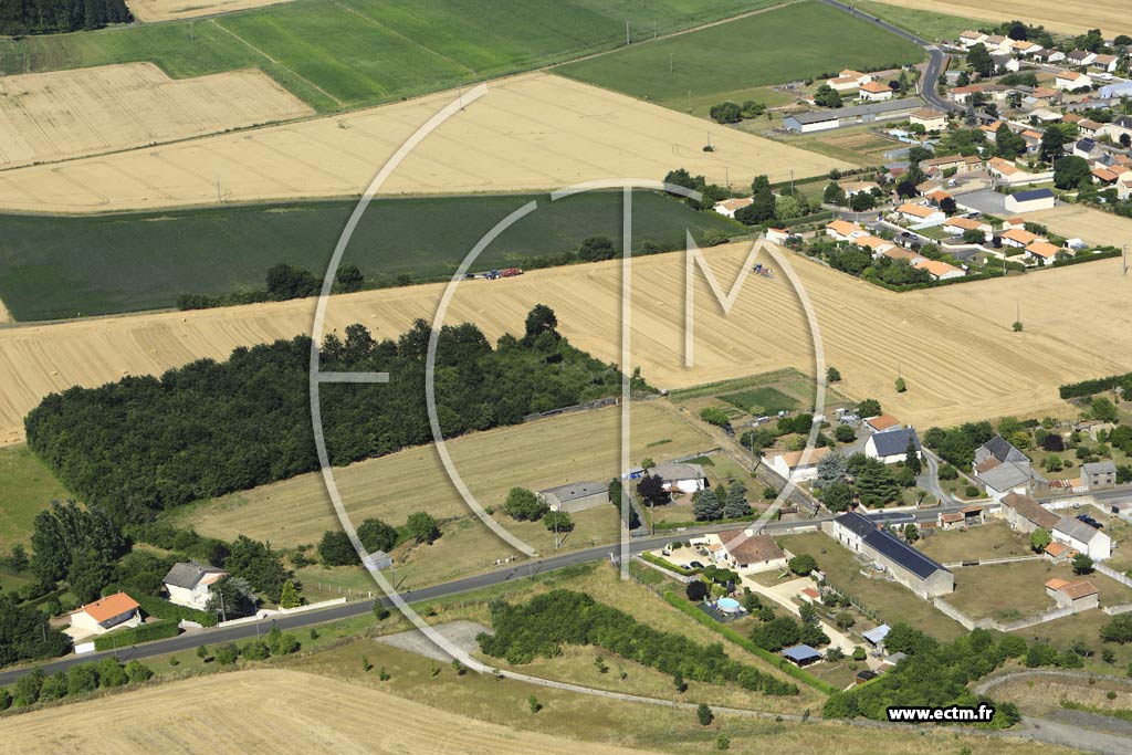 Photo arienne de Thouars (la Morellerie)