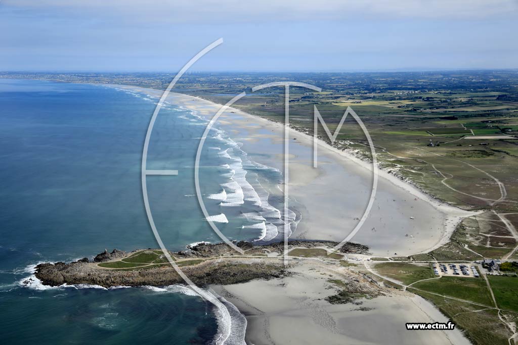 Photo arienne de Plomeur (Plage de Tronon)