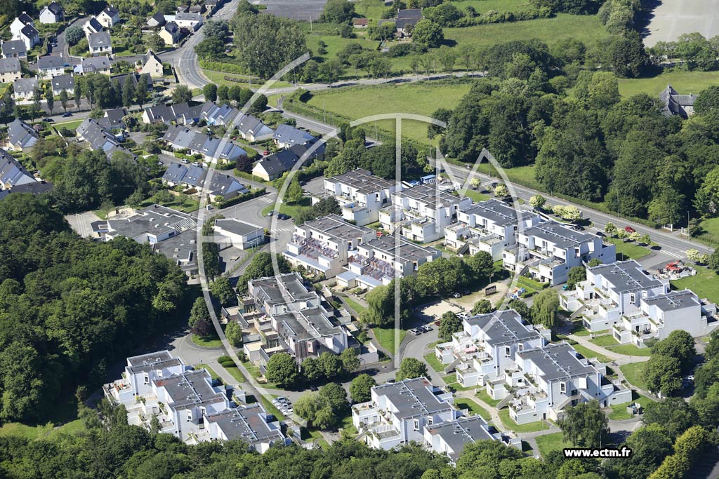 Photo arienne de Morlaix (Kerfraval)