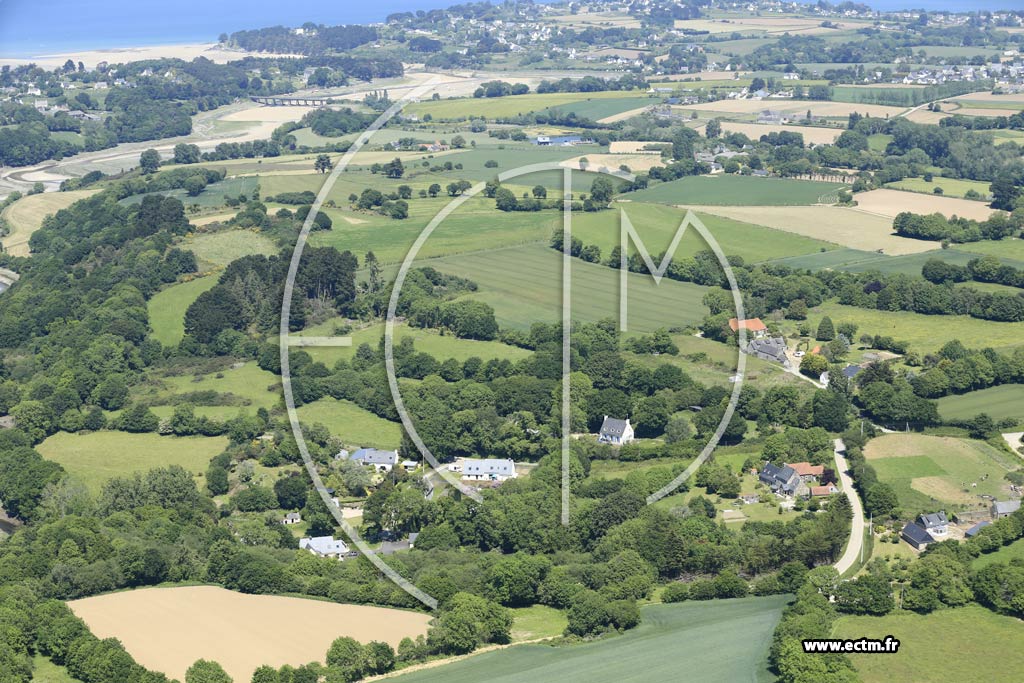 Photo arienne de Plestin-les-Grves (Convenant)