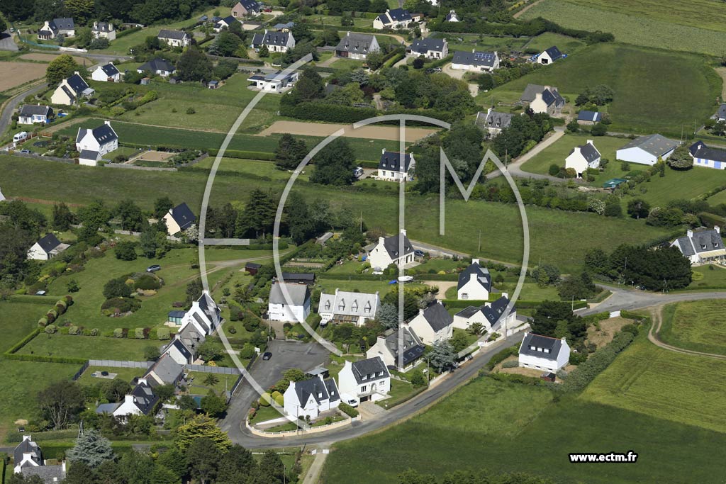 Photo arienne de Plougasnou (Bourhiol)
