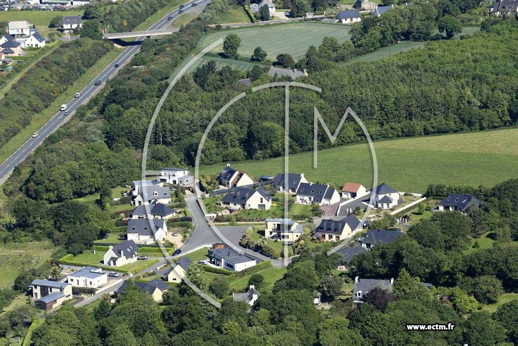 Photo arienne de Lannion (Crec'H Allot)