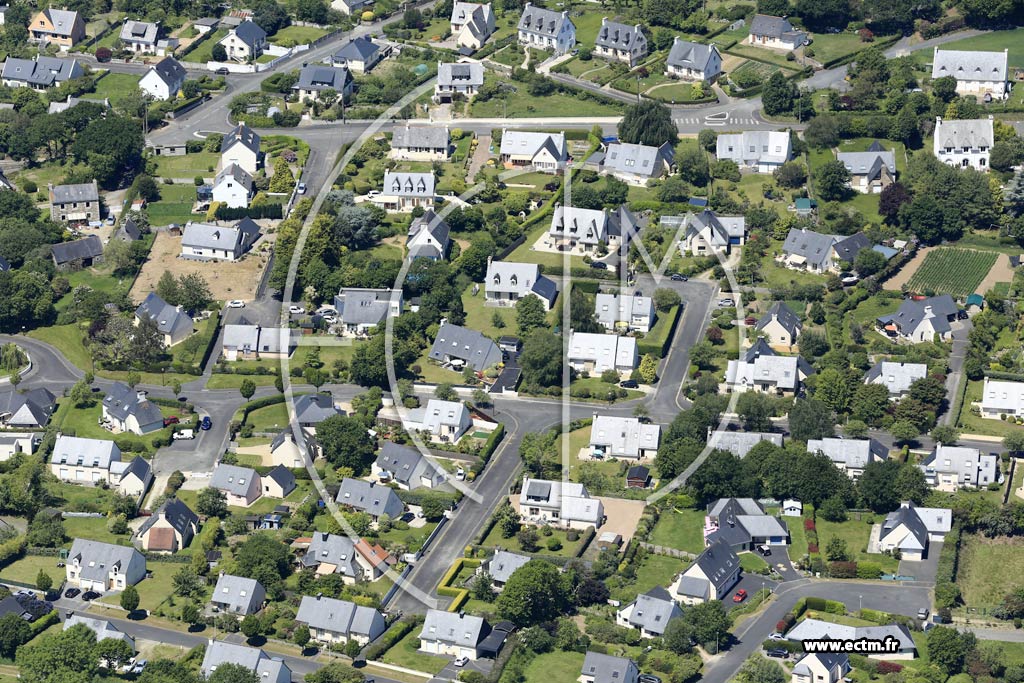 Photo arienne de Lannion (Dauphin)
