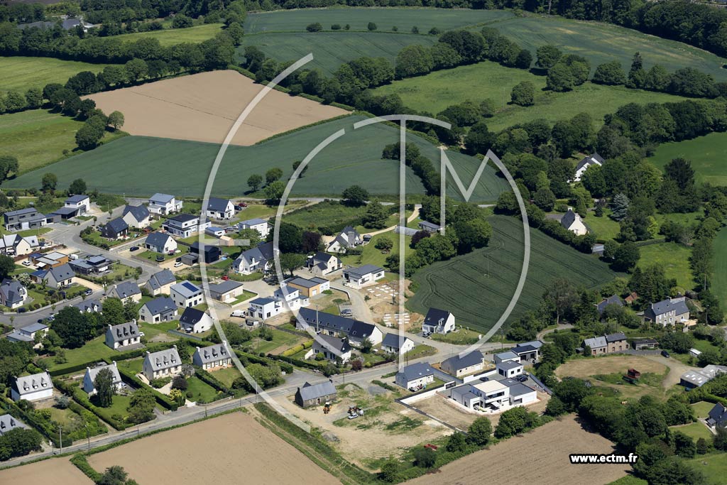 Photo arienne de Lannion (Kerhos)