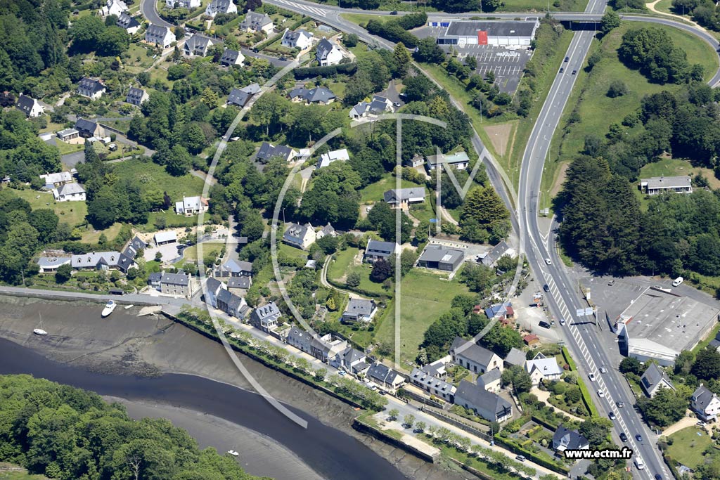 Photo arienne de Lannion (la Corderie)
