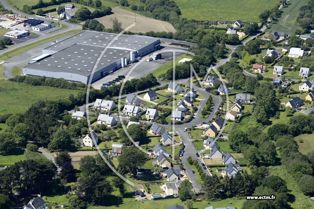 Photo arienne de Lannion (le Rhu)