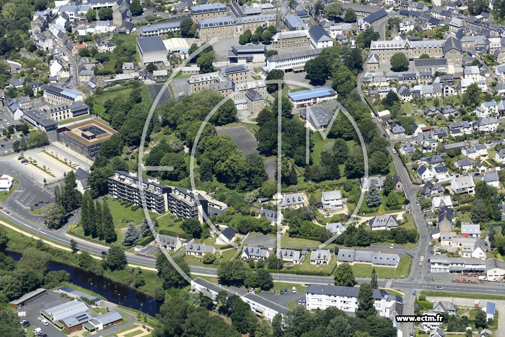 Photo arienne de Lannion (les Fontaines)